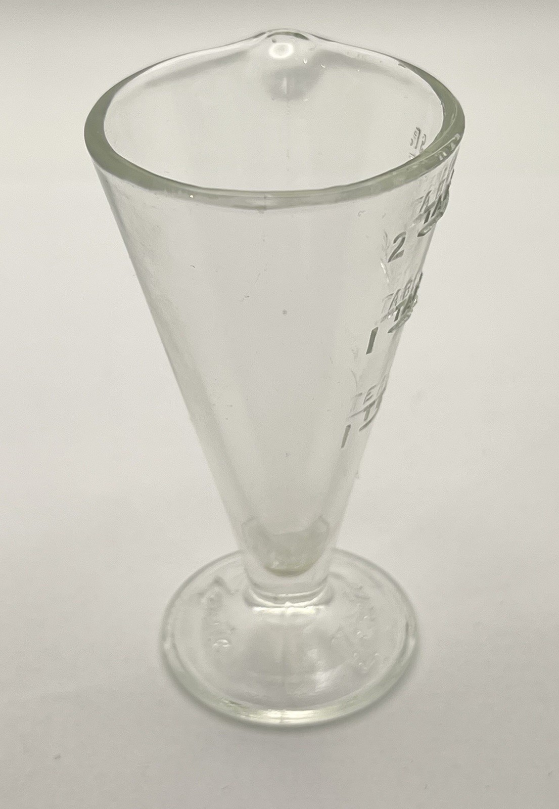Zonite 2-Tablespoon Apothecary Measuring Cup with Spout