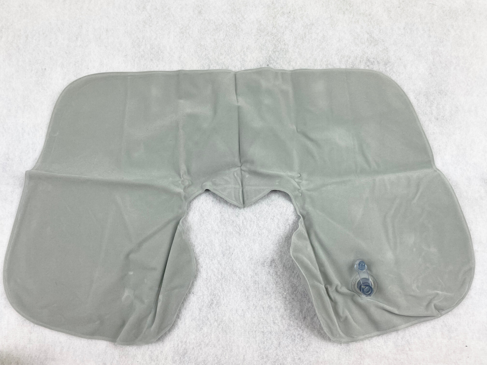 6 AMBIEN BLOW UP NECK PILLOW – PHARMACEUTICAL COLLECTIBLE – GRAY – NOS