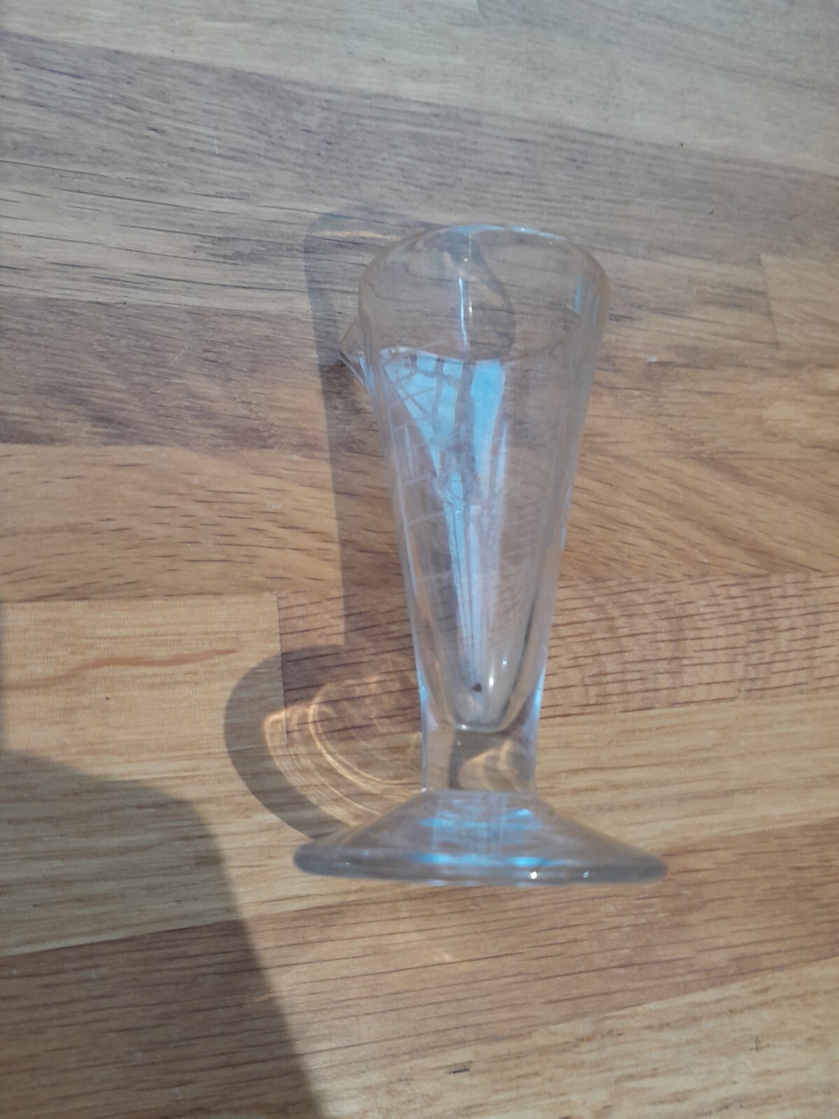 Antique Victorian measuring glass beaker apothecary etched marks Fl. DR