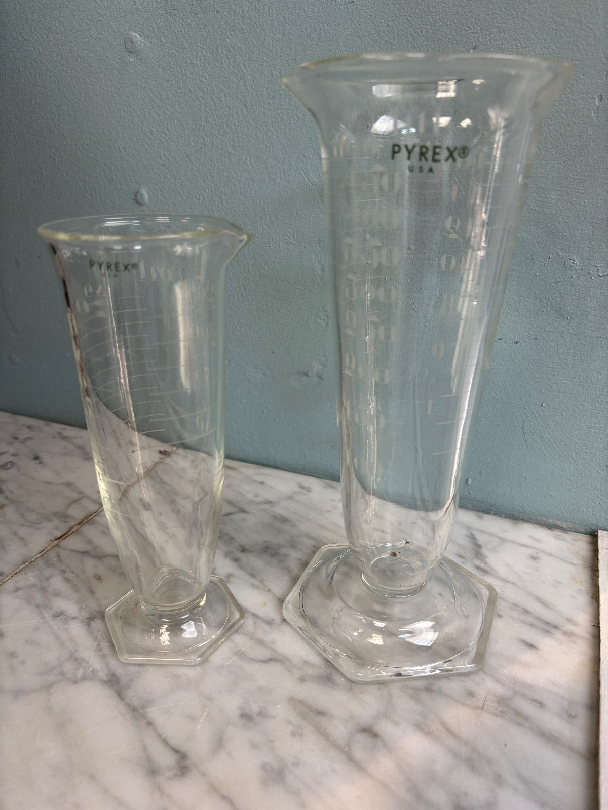Set of 2 Antique Laboratory Hex-Footed Glass Graduated Cylindar Beakers Pyrex