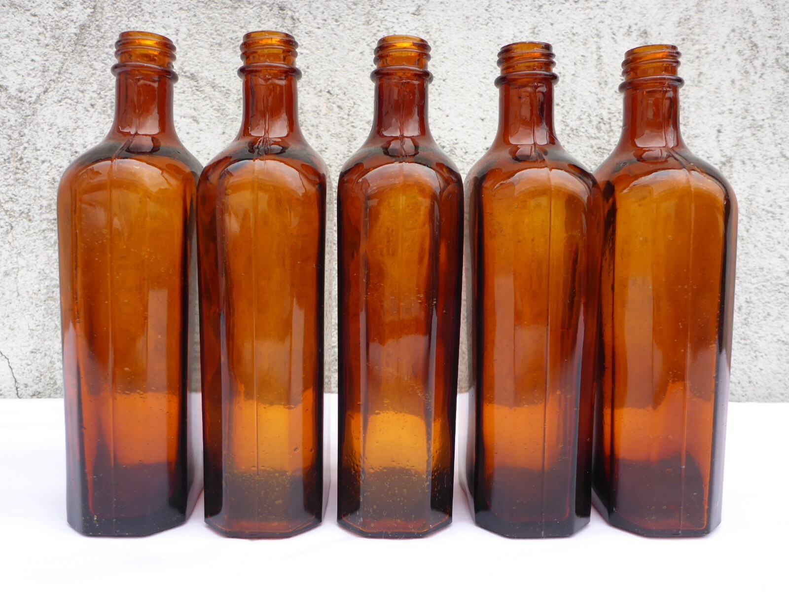 5 X Old Brown Medicine Glass Pharmacy Bottles 250 ML Approximately 17.0 CM Brown