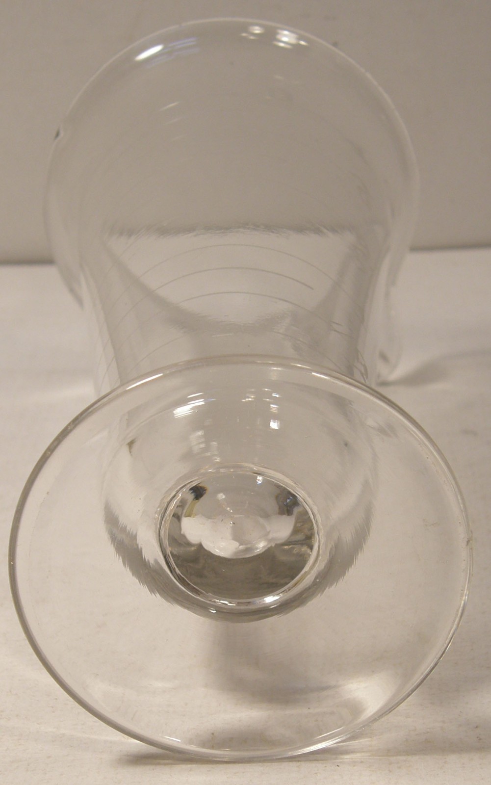 VINTAGE GLASCO CLEAR GLASS ETCHED FOOTED MEASURING POURING BEAKER APOTHECARY LAB
