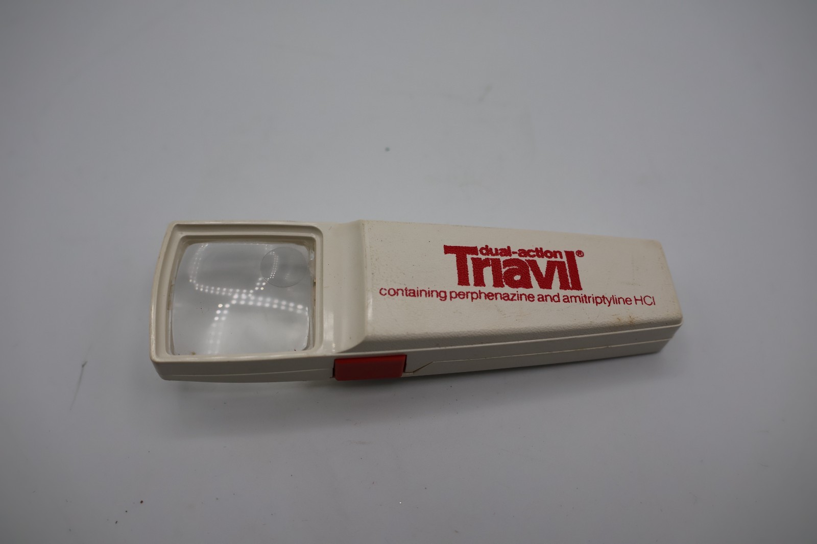 Rare Triavil lighted Magnifying glass Drug Rep Pharmaceutical Promo Advertising