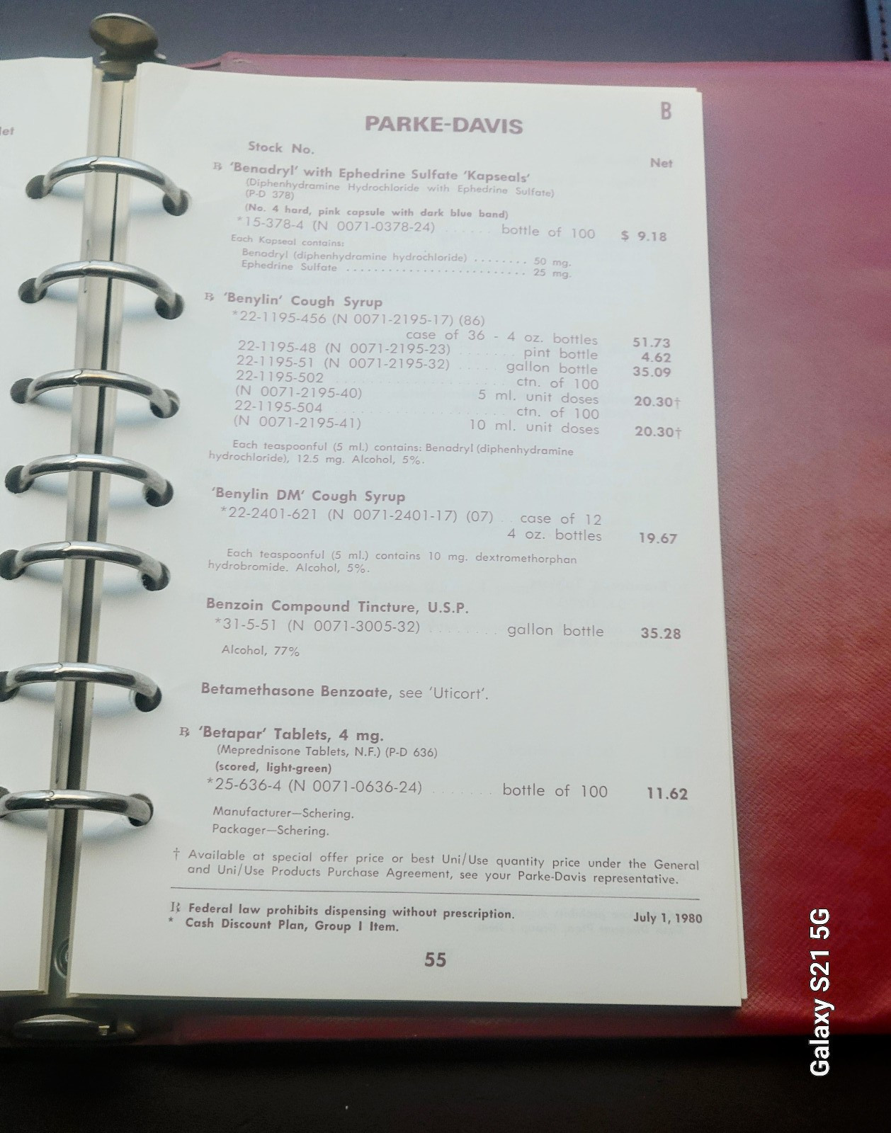 1982 Parke Davis Pharmaceutical Sales Rep Price Guide 7-Ring Binder Catalog VTG