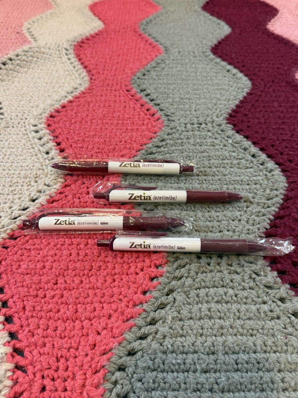Drug Rep ZETIA Collectible Gel Pens x 4 RARE NEW