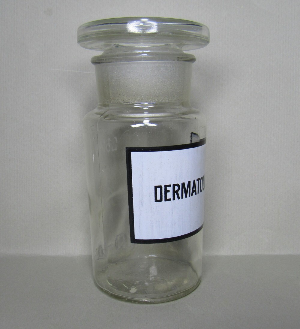 Vintage Medical Science Glass Bottle,Germany,DERMATOLUM