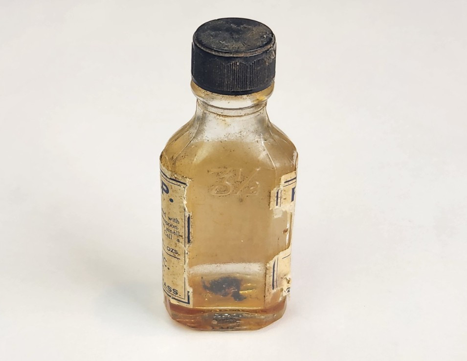 Vintage Morphine Narcotic Medicine Paragoric USP Elixir Bottle Empty