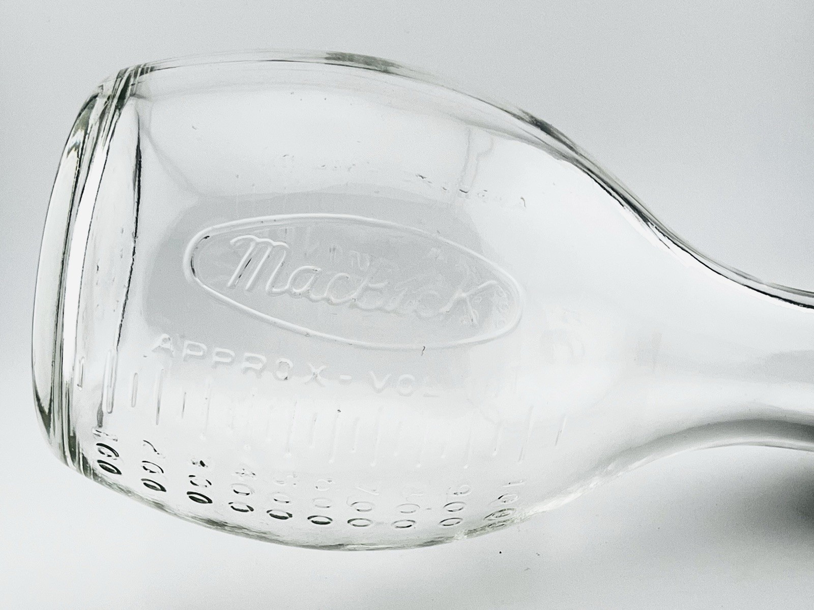 Vintage MacBick 1000 mL Clear Glass Laboratory Bottle Beaker w/ Stopper and Lid
