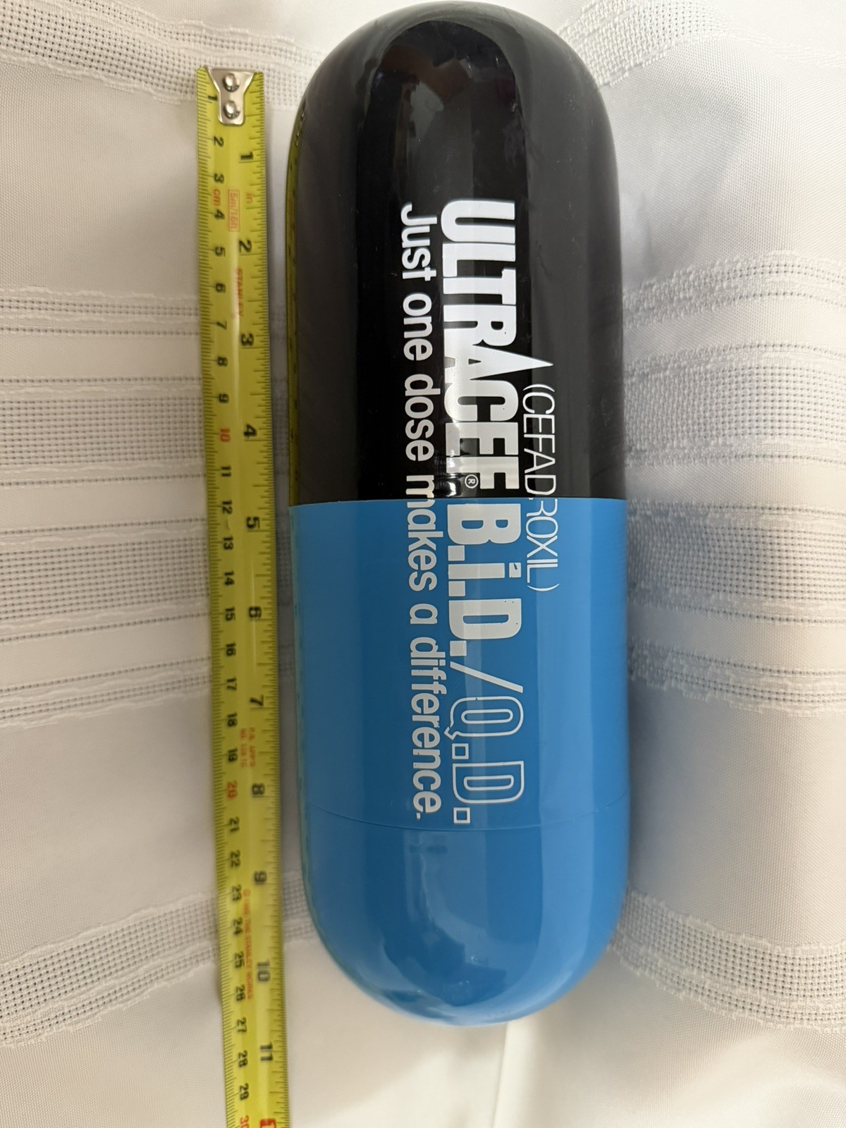 Pill Capsule Shaped Thermos Cefadroxil Drug Rep Promo Pharmaceutical Advertising
