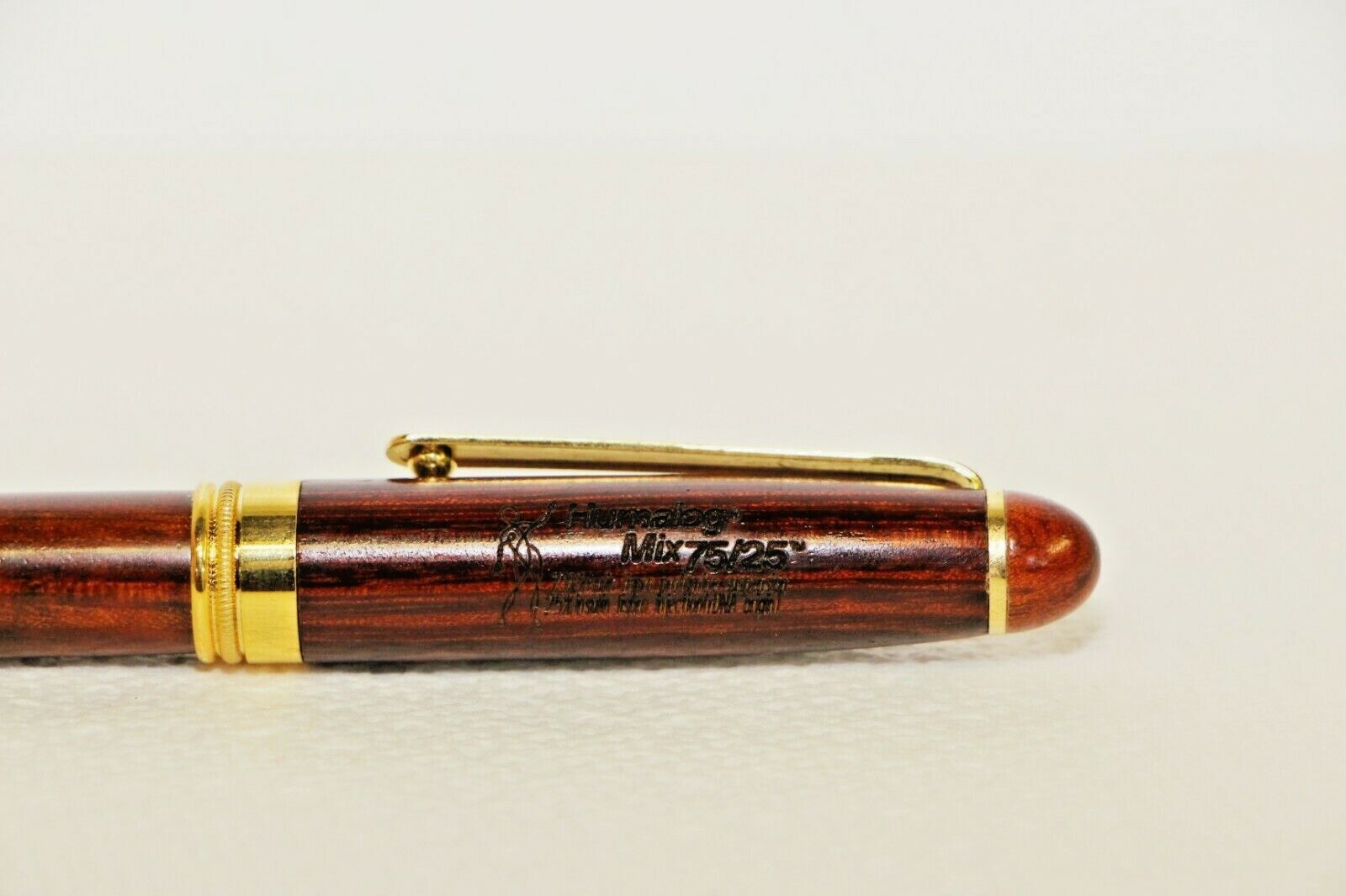 Pharmaceutical Drug Rep Pen Humalog Mix 75/25 Doctor Issue Wooden Barrel NEW