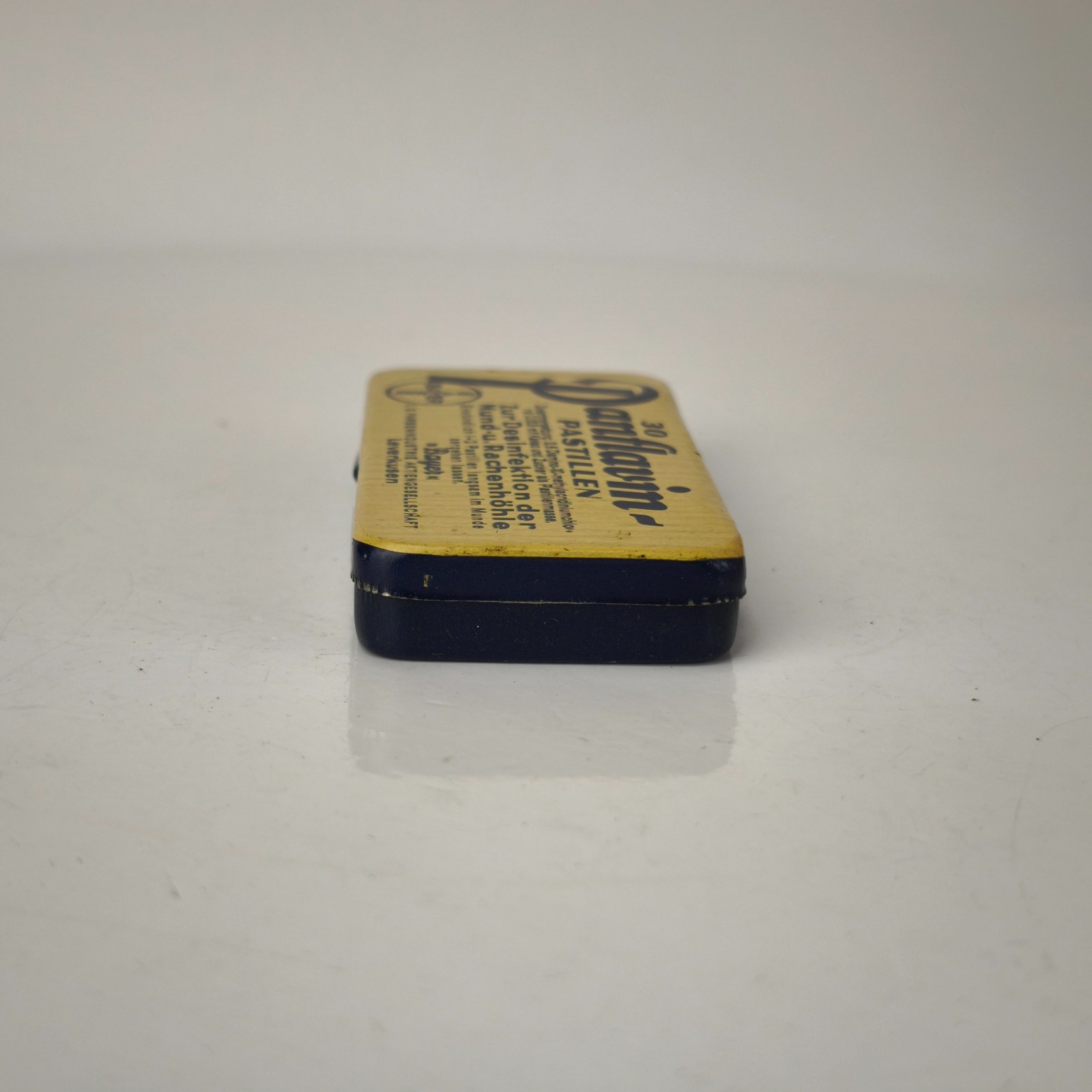 Antique German Panflavin Pastilen BAEYR Medical Empty Tin Box #6085