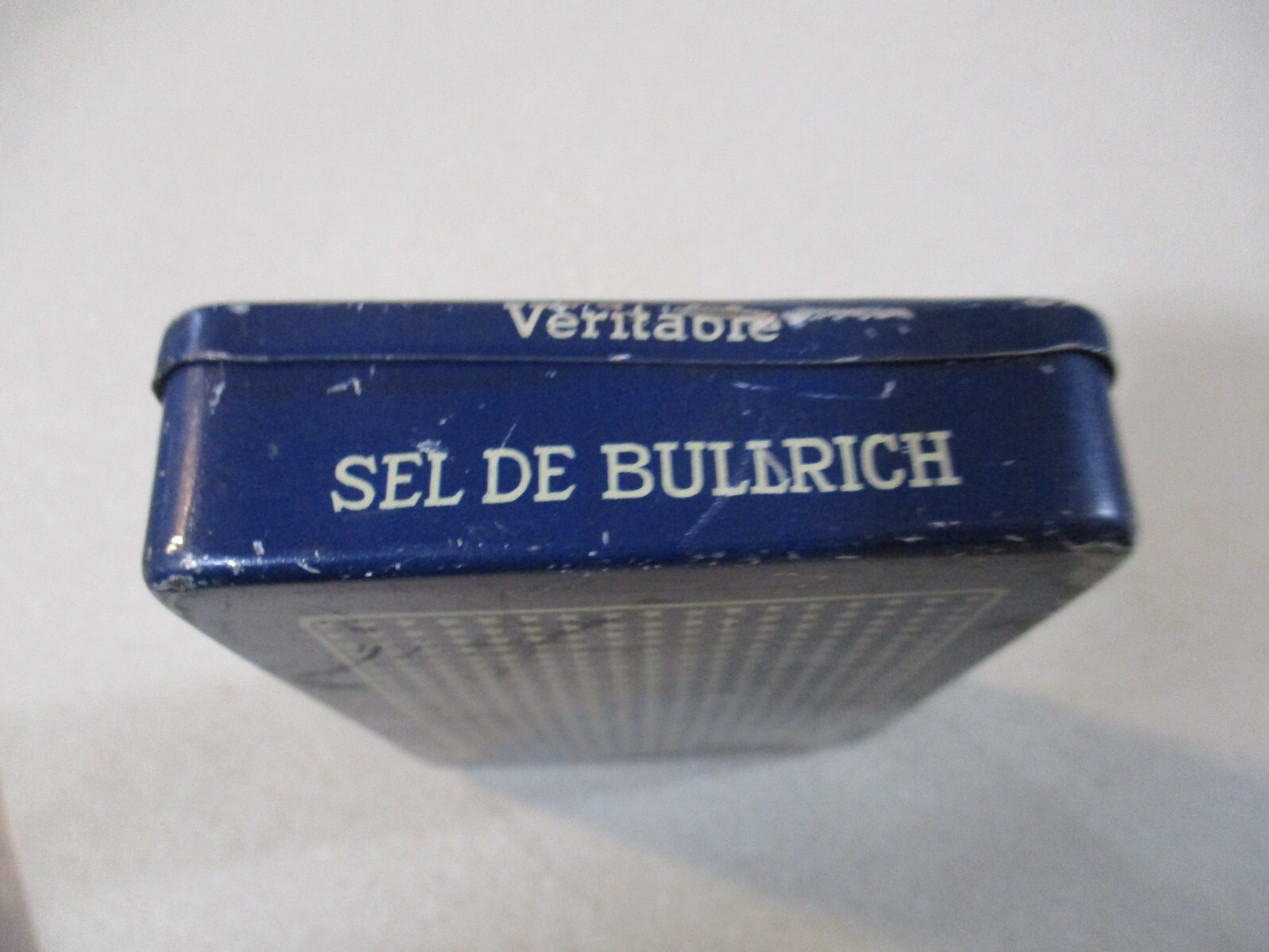 Antique Berlin German Pastilles De Bullrich medical tin box Victorian picture