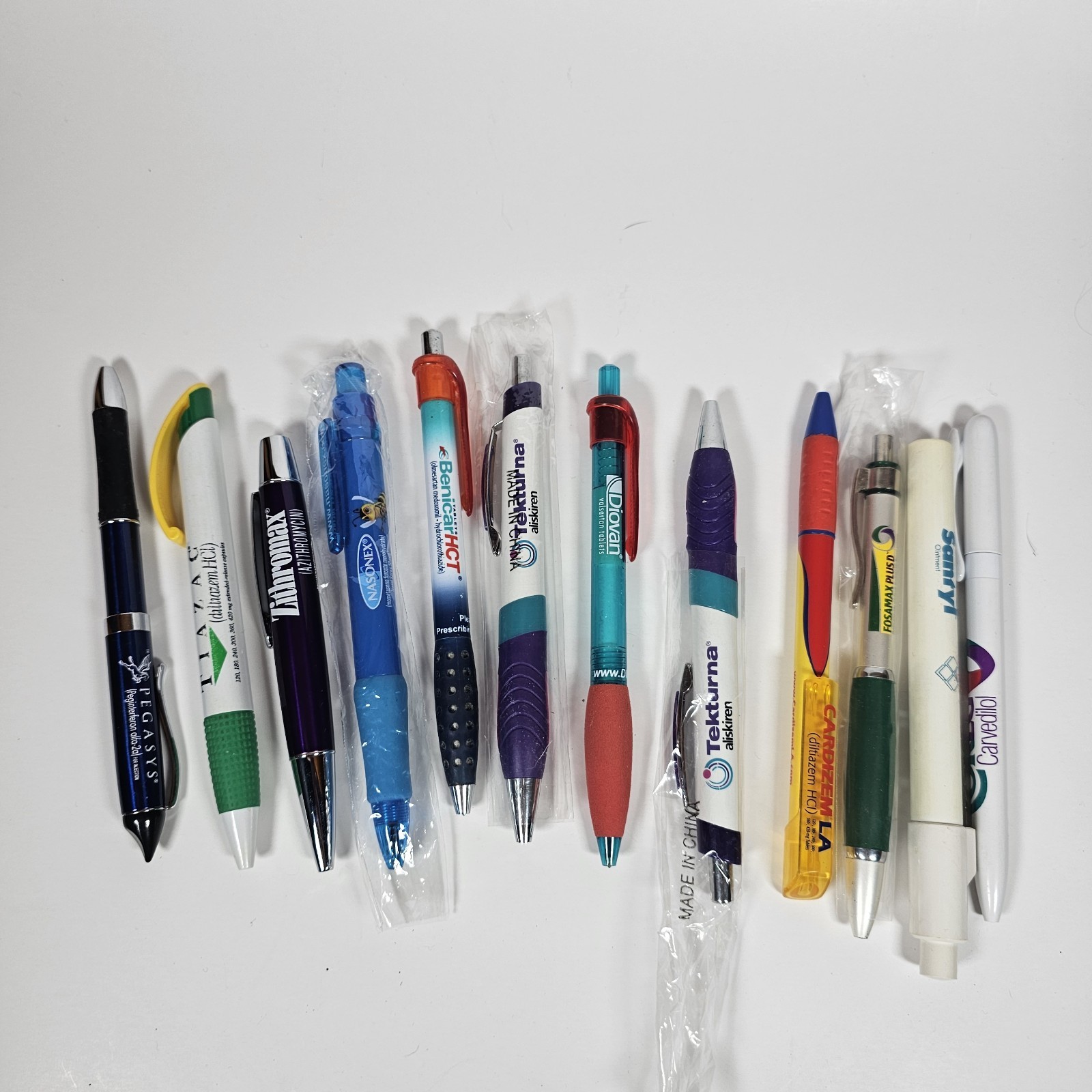 Lot Plastic Pharmaceutical Drug Rep Pens Medical Collectibles