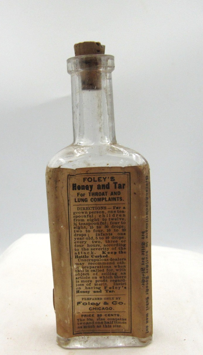 BW – 1900’s Foley’s Honey & Tar Foley & Co Chicago USA 5 3/8″ Clear Medicine Bot