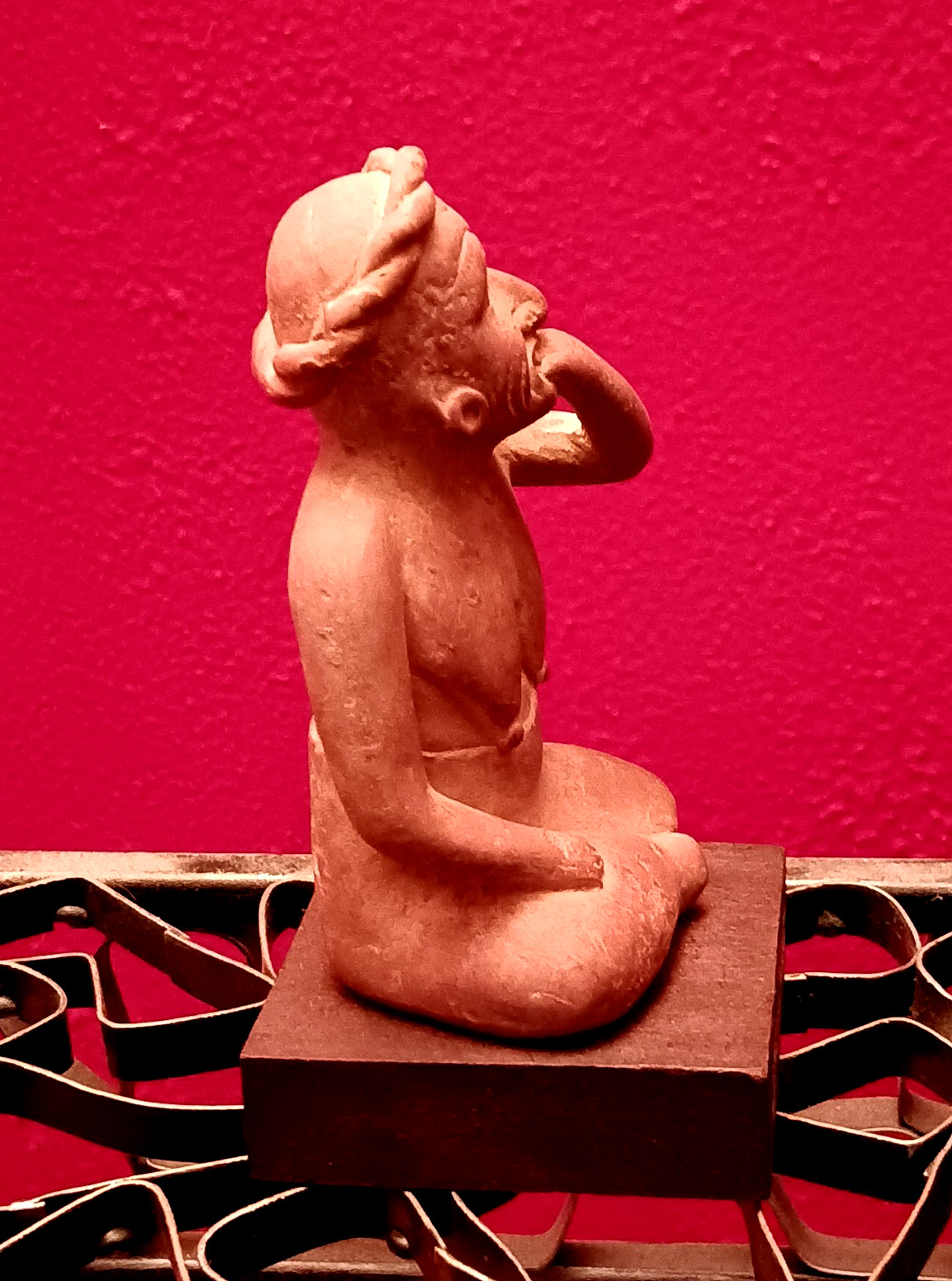 VINTAGE MEXICAN TERRACOTTA CLAY FIGURE PORTRAIT OF ANXIETY/DEPRESSION ETRAFON