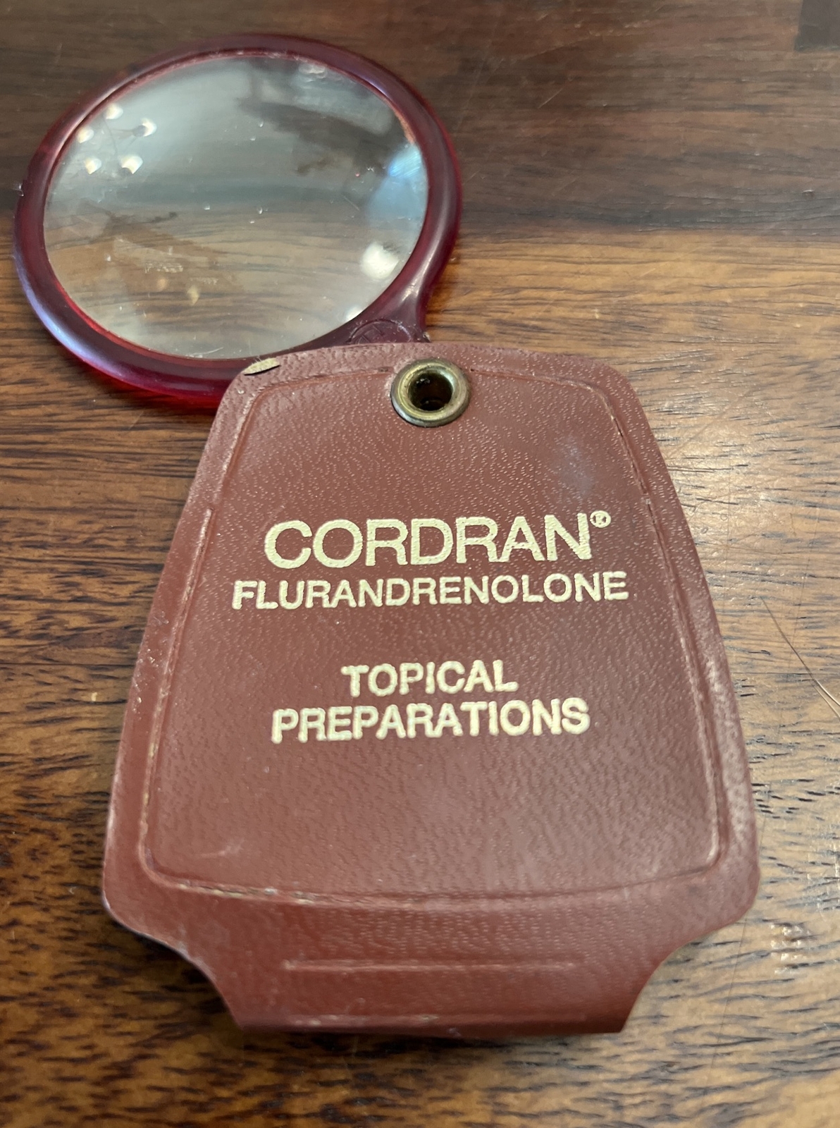 LILLY Cordran Haldrone Vintage Magnifying Glass Promotional Pharmacy RARE