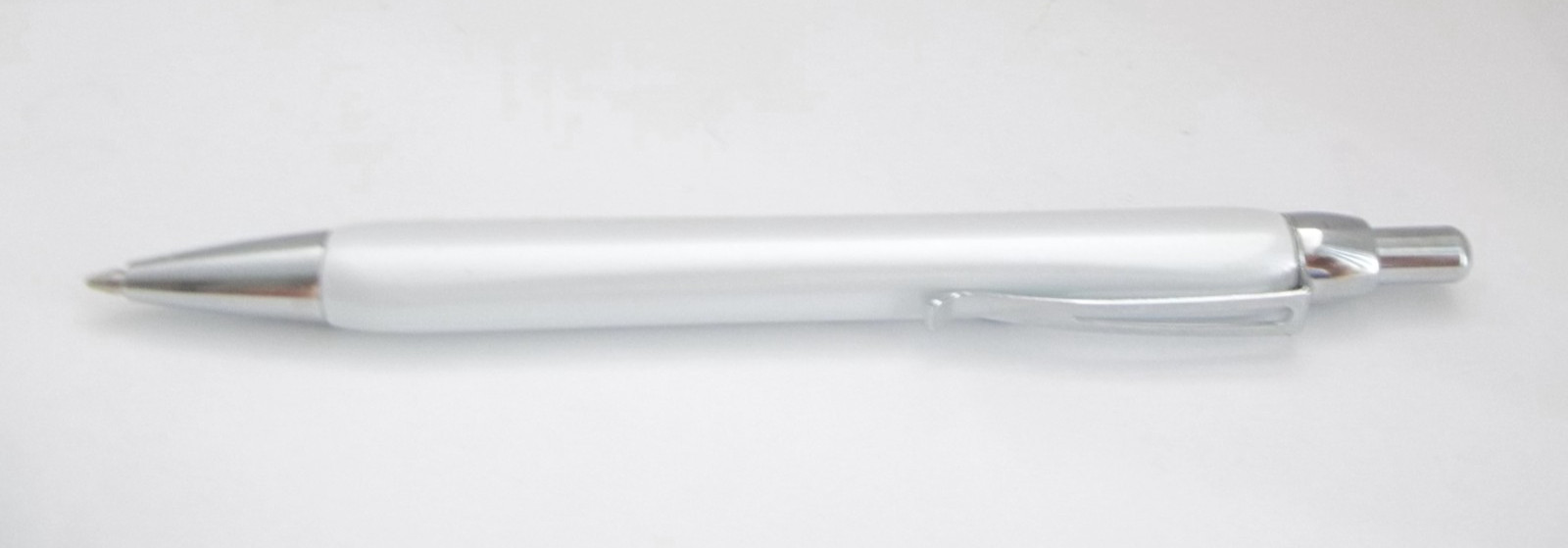 LIPITOR Promo Pen – Heavy Metal – Pen Does Write