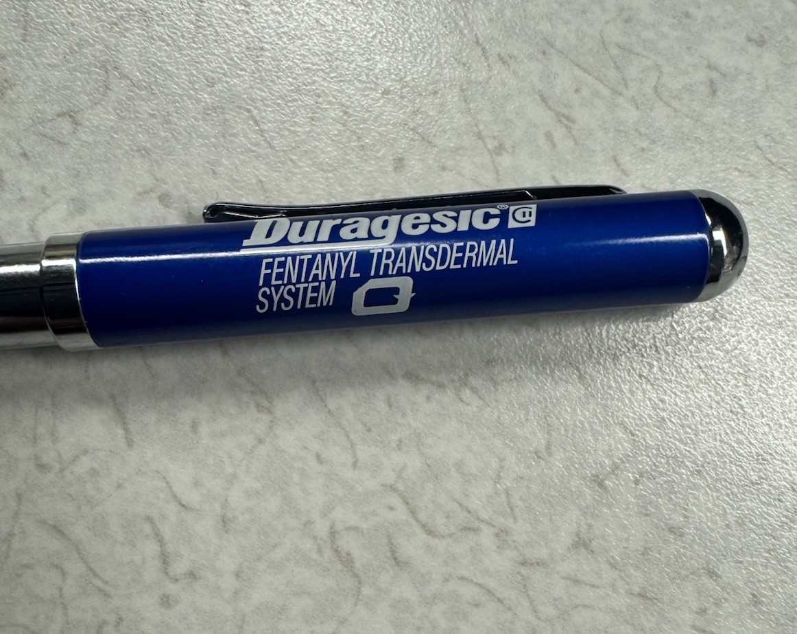 DURAGESIC FENTANYL Blue/Silver Metal-Refillable Pen Pharmaceutical Promo