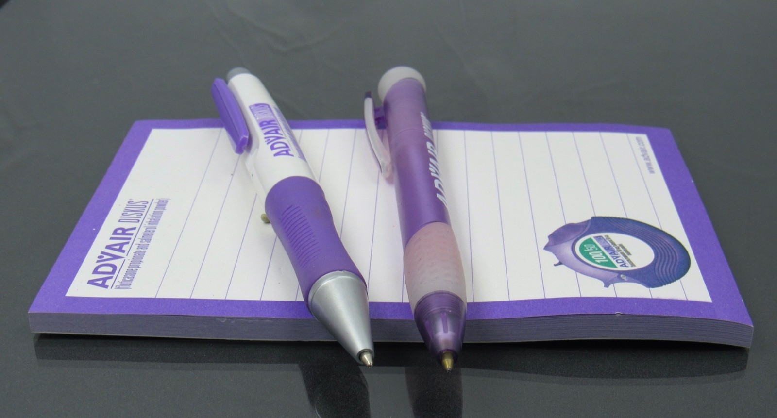 Advair Diskus Lot 2 PENS + Sticky Pad Drug Rep Pharmaceutical Promo Advertising