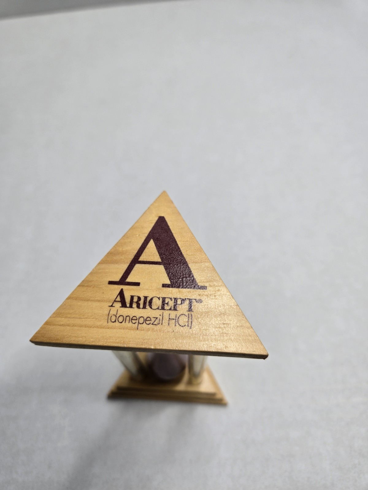 Aricept Drug Rep Pharmaceutical Advertising Alzheimers Sand Timer Burgundy