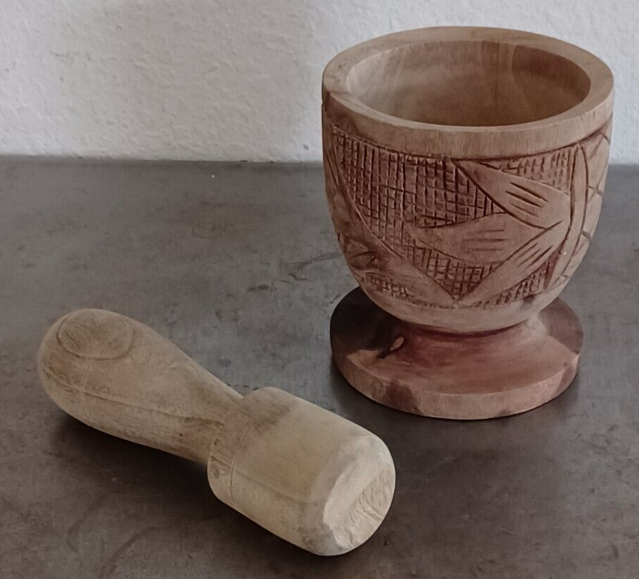 Hand Carved Wood Footed Mortar And Pestle Apothecary Grinder 4.5″ Tall Vintage