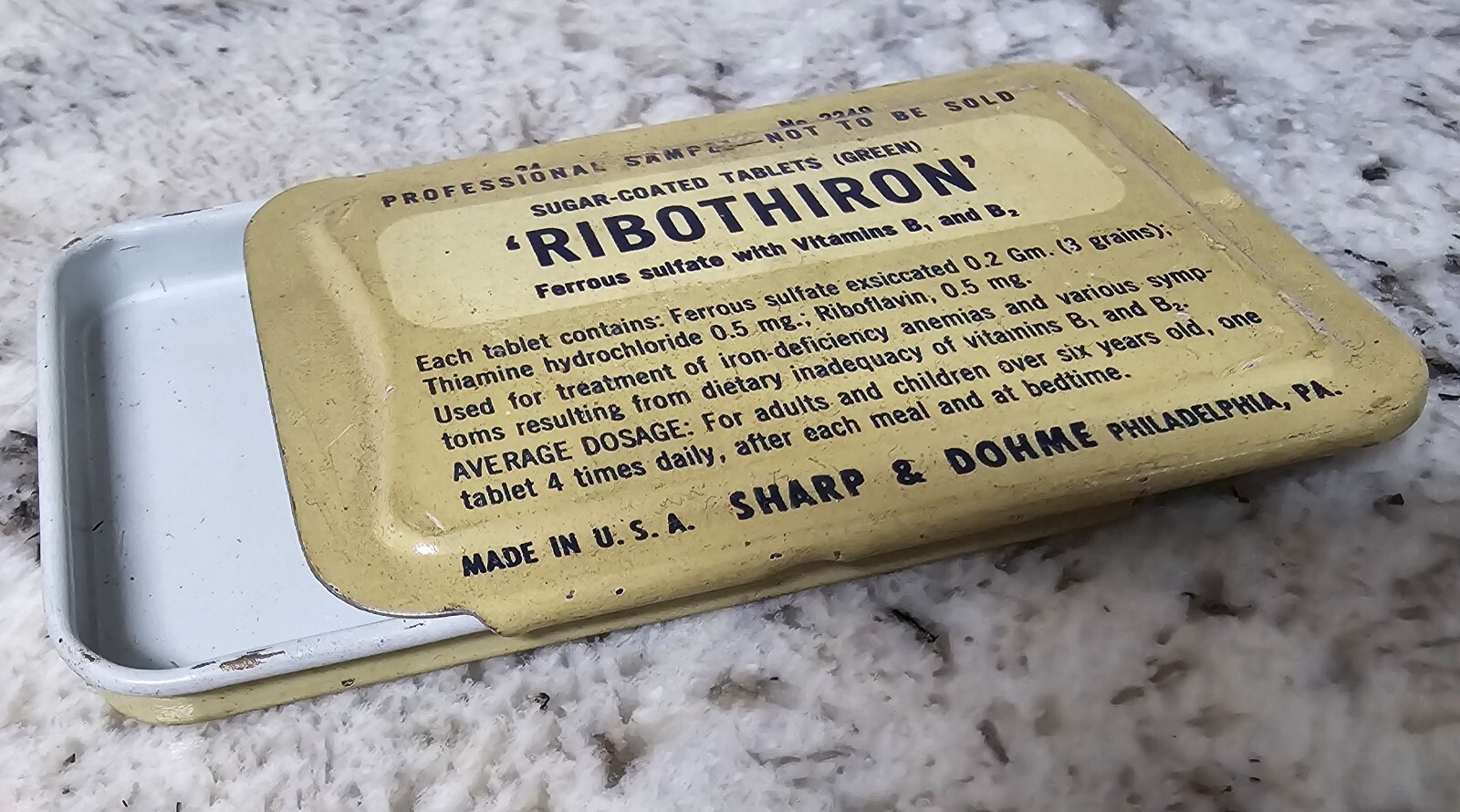 Vintage Ribothiron Professional / Doctar’s Sample Tin ▪︎ Iron Supplement