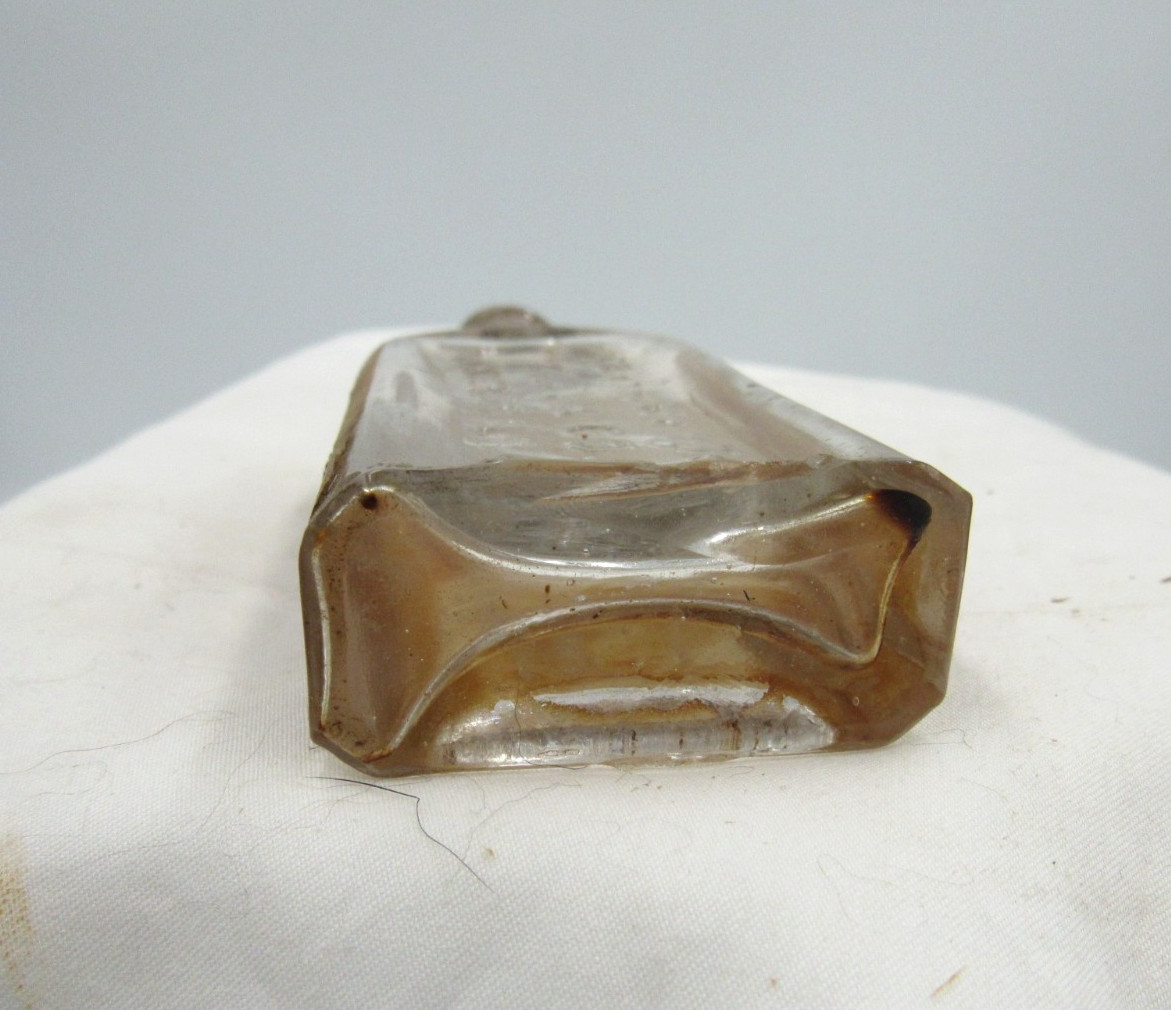 BW – 1900’s Foley’s Honey & Tar Foley & Co Chicago USA 5 3/8″ Clear Medicine Bot