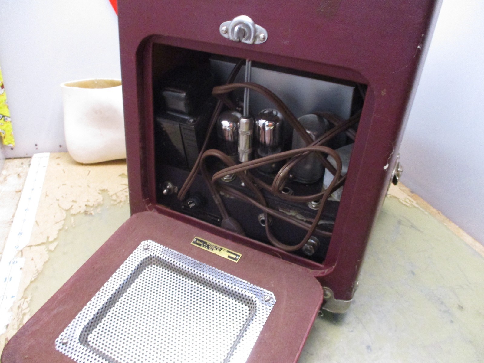 Vintage Maico F-1 Tube Audiometer Precision Hearing Test Instrument {GREY SHELF}