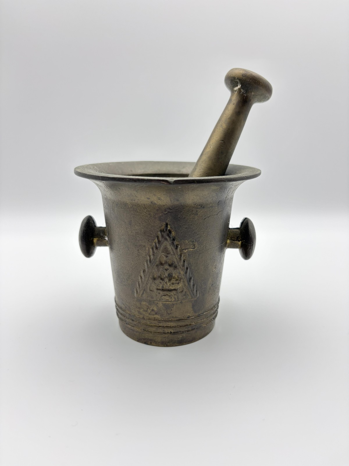 Brass Mortar and Pestle Apothecary Herb Spice Grinder Embossed Eagle Crest