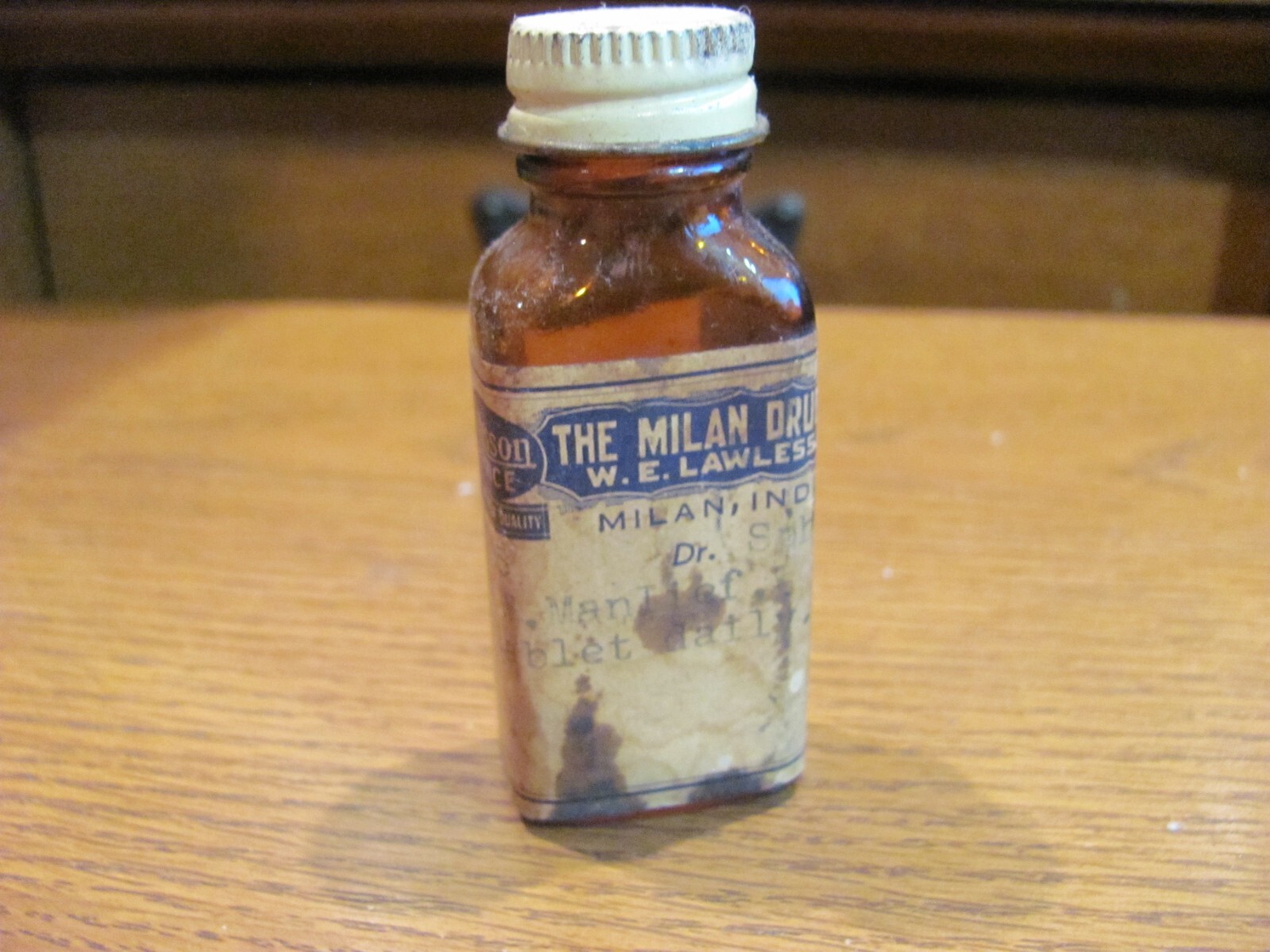 Vintage THE MILAN DRUG Bottle W.E. Lawless Pharmacy McKesson Service Indiana