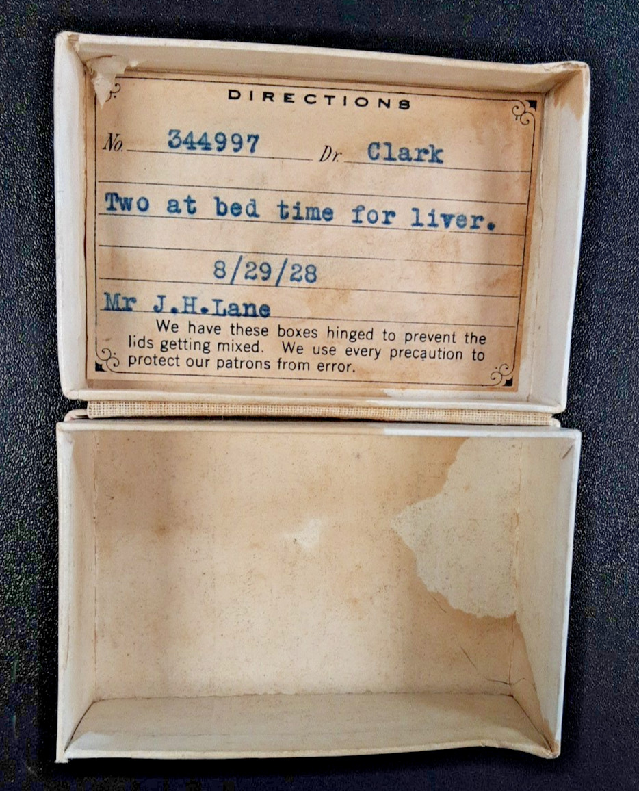 1928 Prescription 3″ Hinged Cardboard Box Silver Palace Pharmacy “Phone 51”