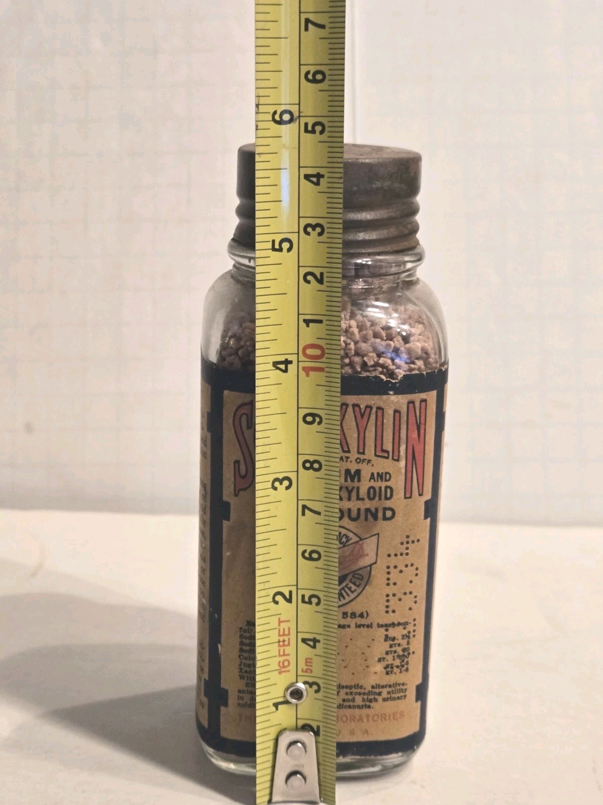 Scarce Vintage Abbott Laboratories Glass Medicine Bottle w/ Label Sodoxylin