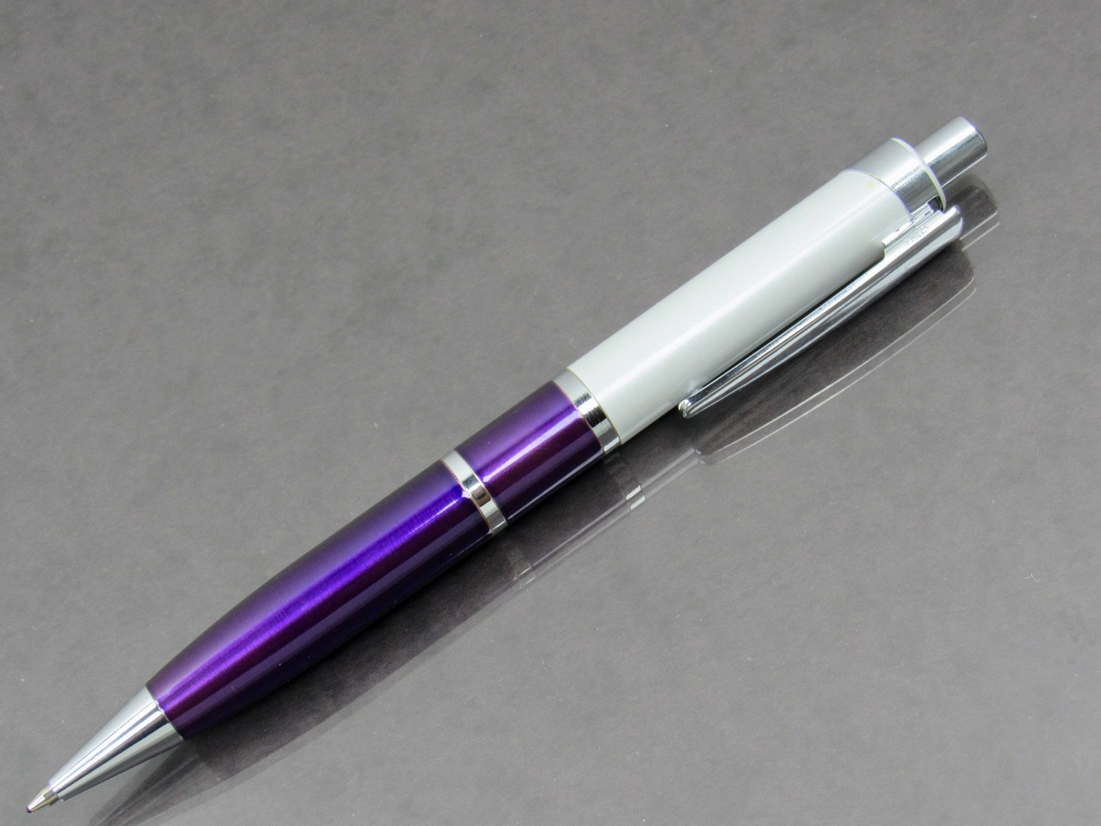 Exceptional Faslodex Metal PEN Drug Rep Pharmaceutical Promo Metallic Purple