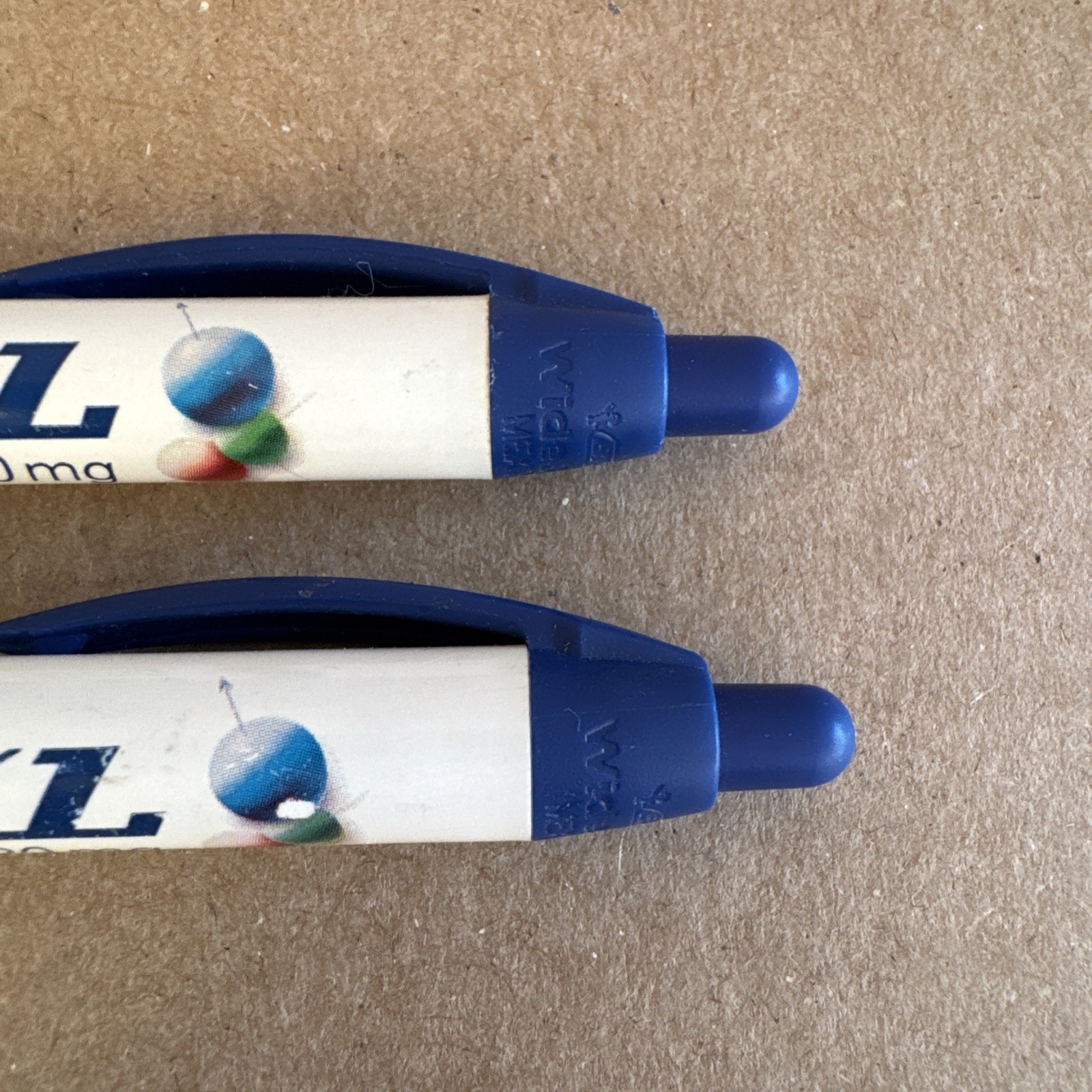 Lot Of 2 Drug Rep Pen LESCOL XL Pharmaceutical Advertising Collectible