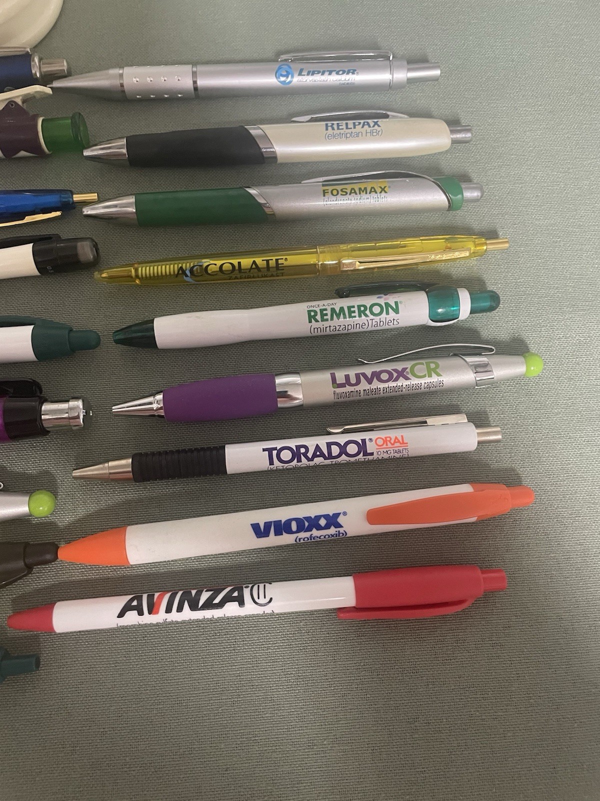 Lot of 18 Pharmaceutical Drug Rep Promotional Pens Metal & Plastic W/Glass Jar