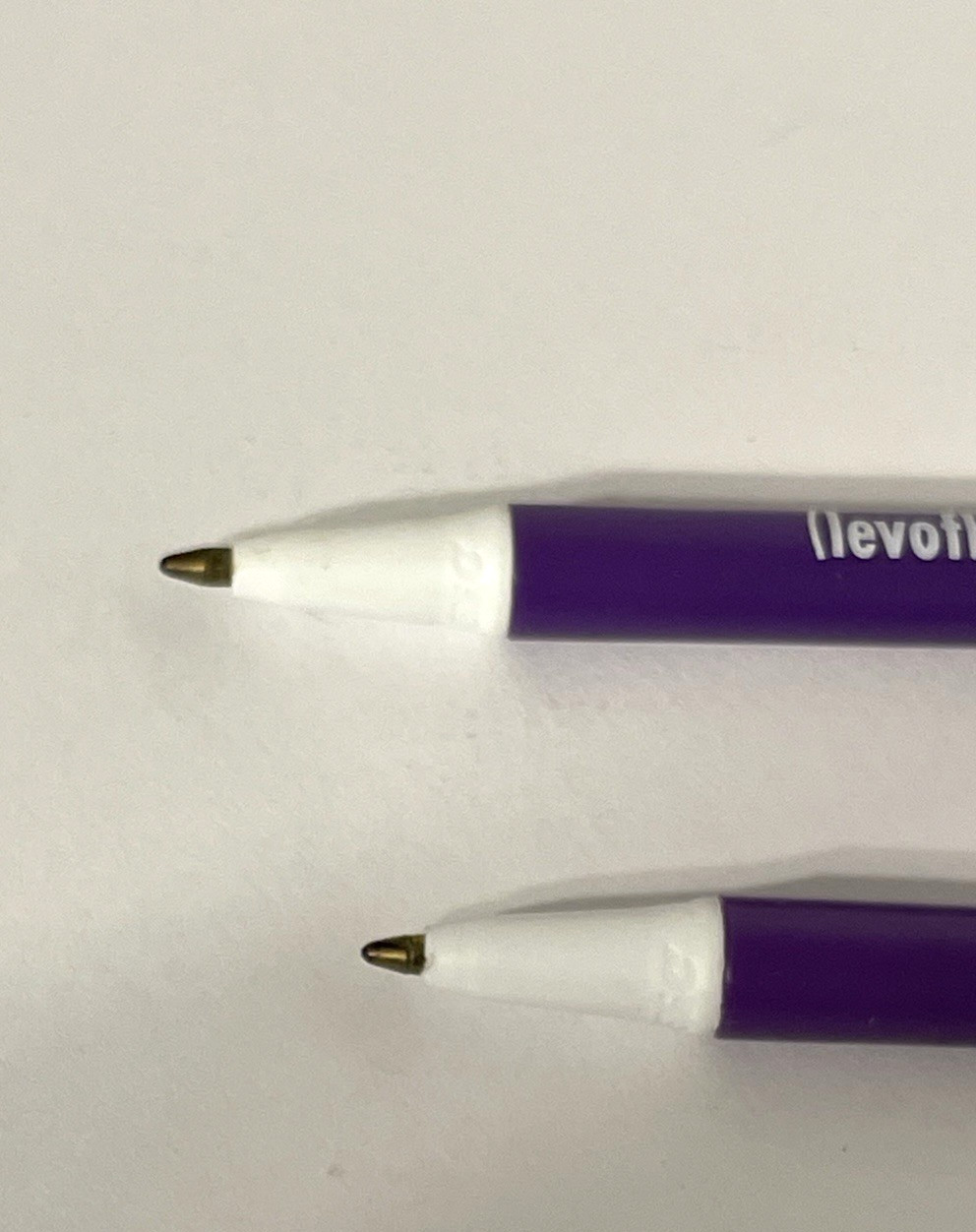 Pharmaceutical Drug Rep Vintage Ink Pens Levaquin Levofloxacin Collectible Promo