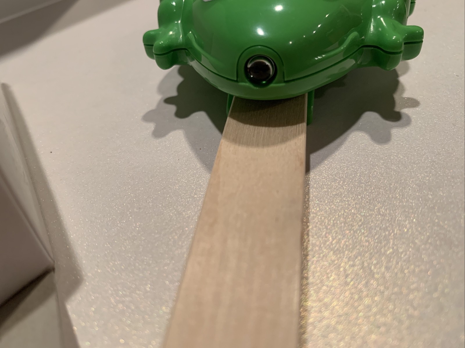 Tongue Depressor Holder Frog NEW Pediatrics Nose Light Up When Insert Depressor