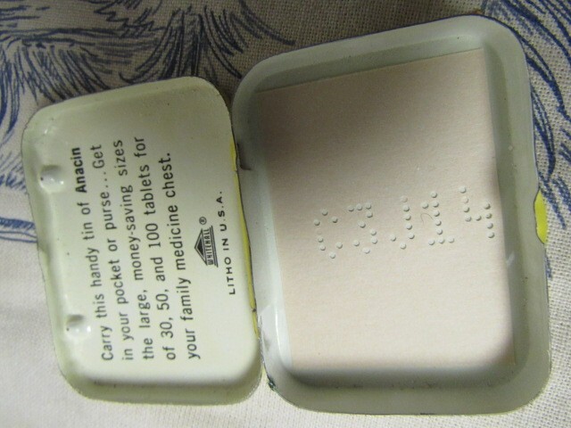 Vtg. Anacin Brand Small Aspirin Tin
