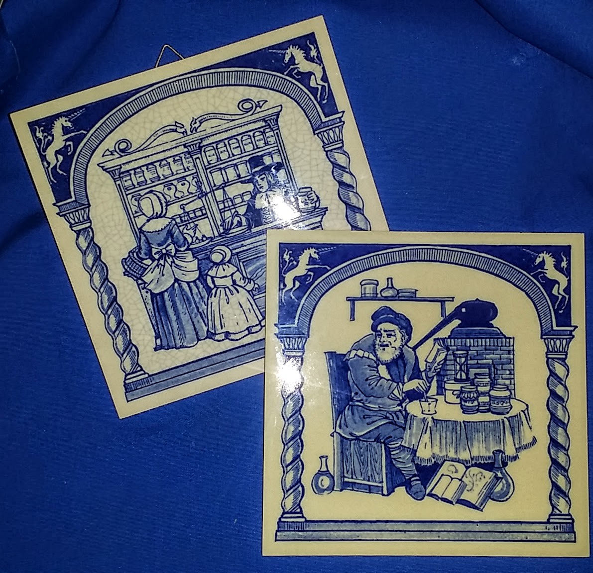 2 BURROUGHS WELLCOME Pharmacy PILL TILES 6″ Square DELFT BLUE 1988 Apothecary