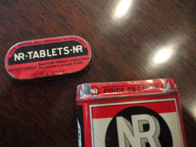 Natures Remedy NR Medication Tablets Tin AH Lewis Company St Louis Vintage
