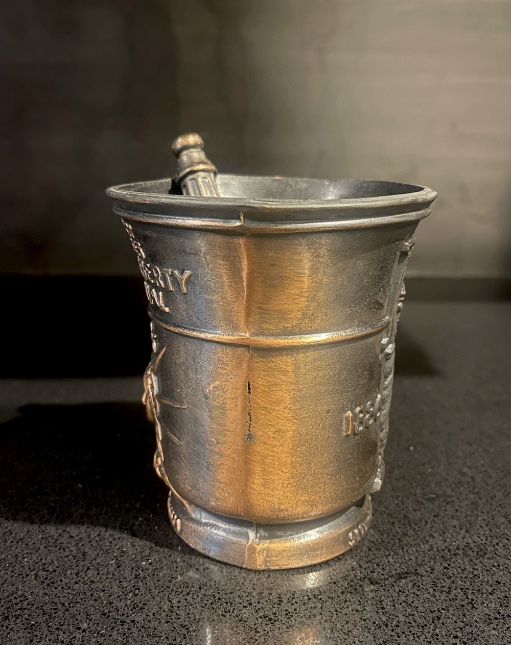 Pharmaceutical Apothecary Brass Mortar & Pestle Secundum Artem Statue Liberty