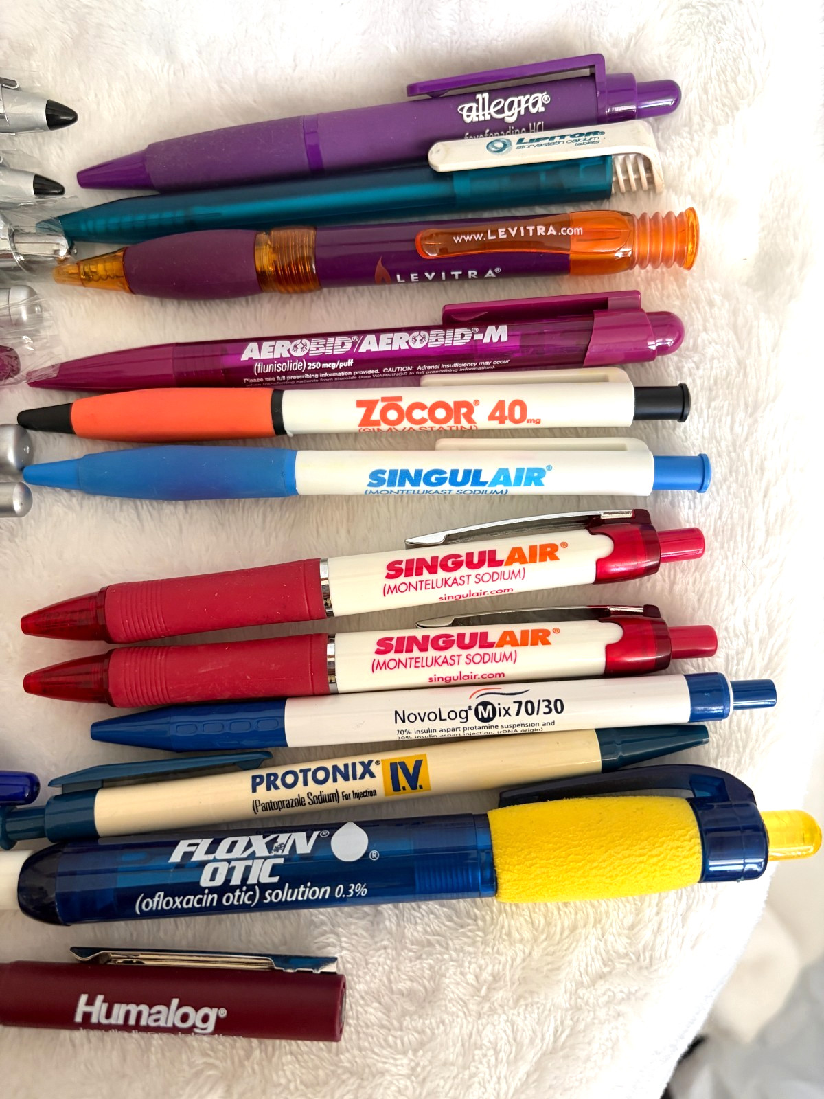 Lot of Drug Rep Items Metal & Plastic Pens & Pen Light *Non Working**READ Desc