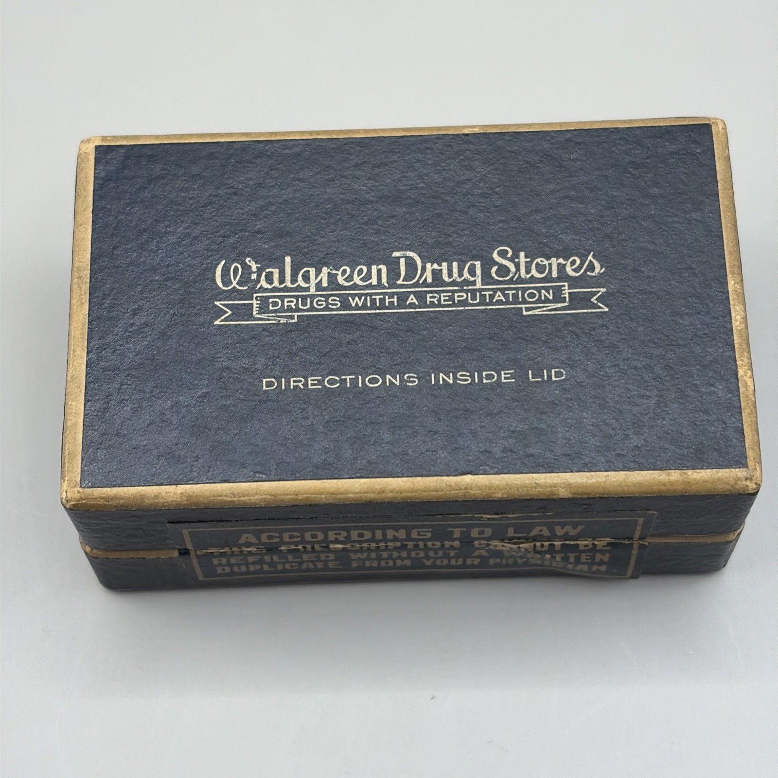 1939 Walgreen Drug Stores Pharmacy Medicine Box