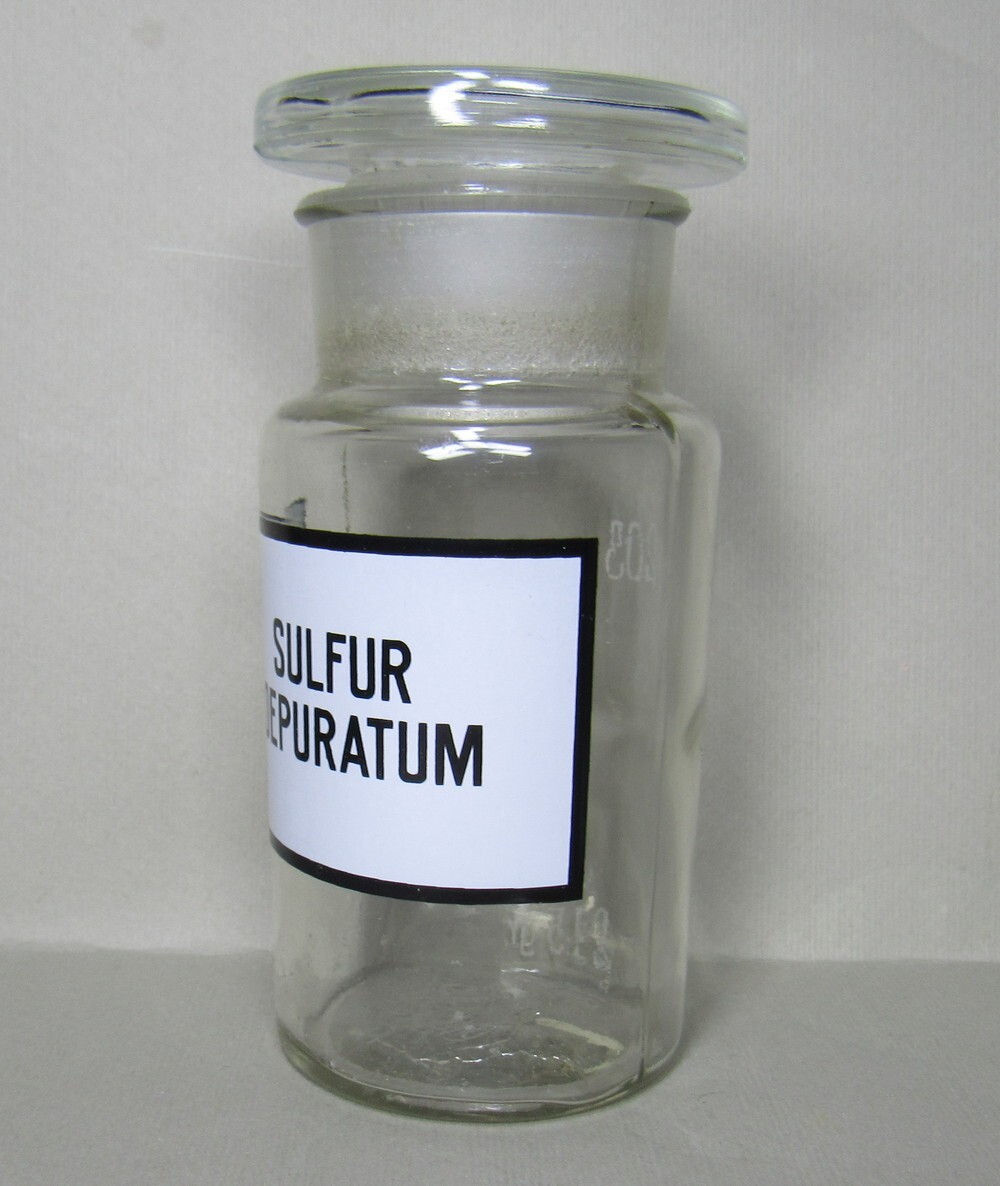 Vintage Medical Science Glass Bottle,Germany,SULFUR DEPURATUM