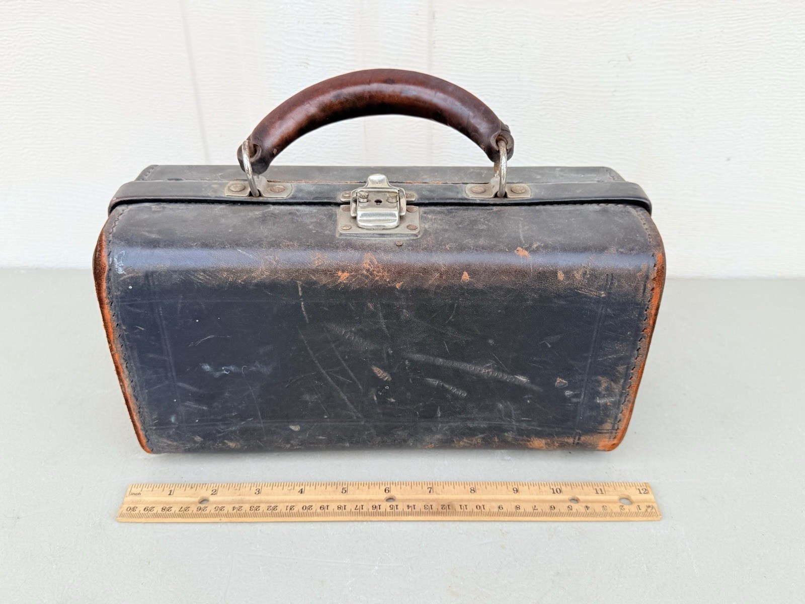 Antique Rare Doctor’s Medicine Kit Leather Travel Bag with Empty Vials