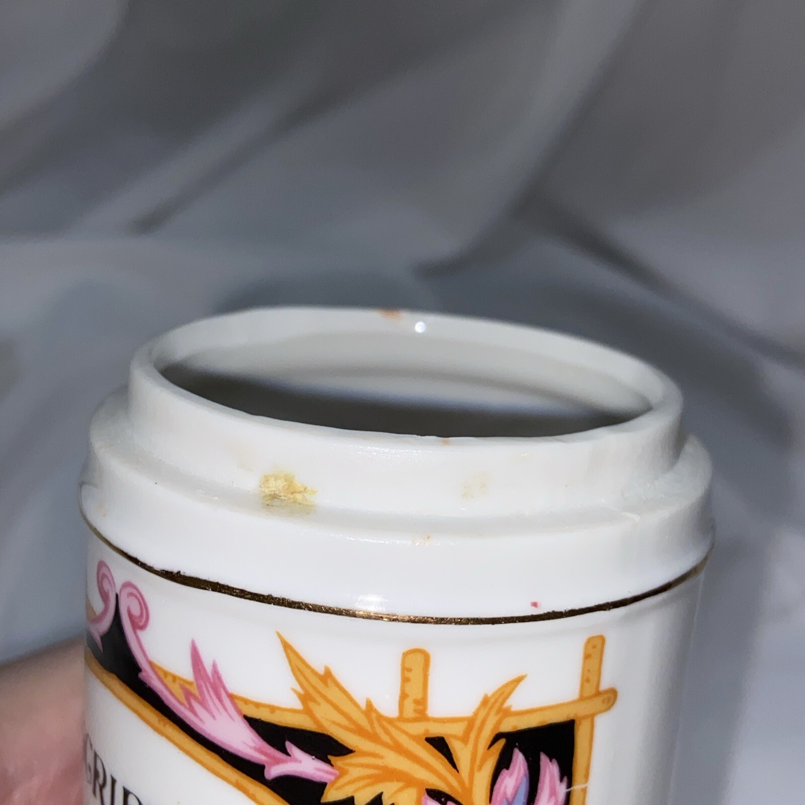 Vintage Porcelain Medicine Pharmacy APOTHECARY Jar with Lid Ascriptin
