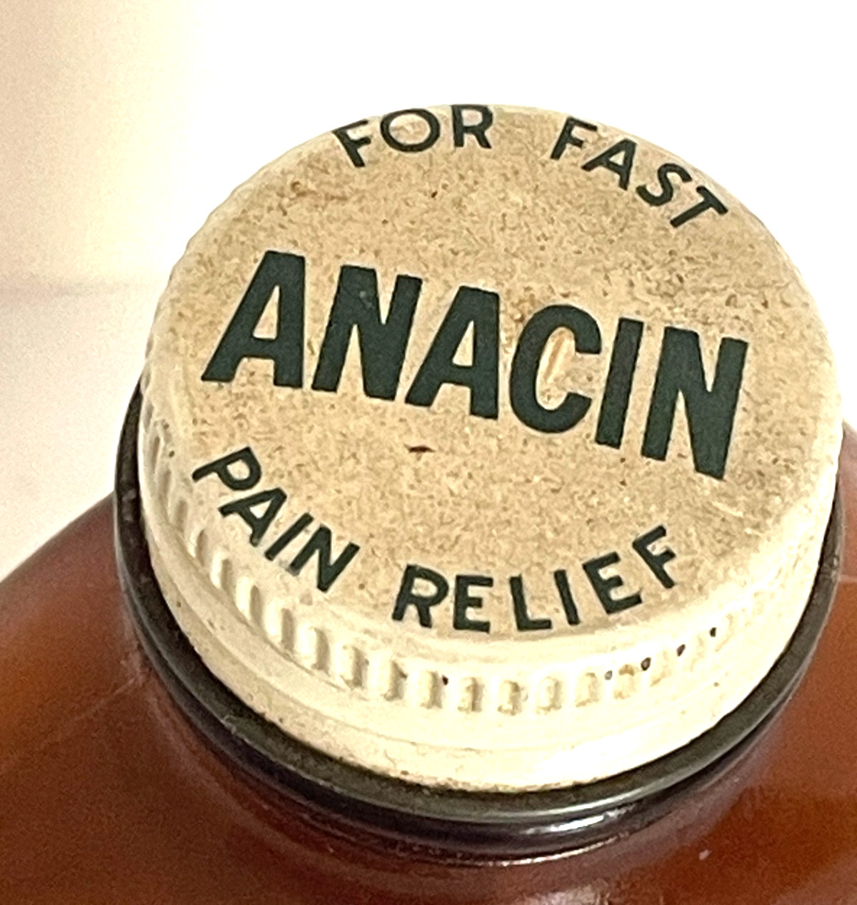 Vin. 1979 ANACIN Analgesic 200 Tablets Brown Glass Bottle Metal Cap, Paper Label