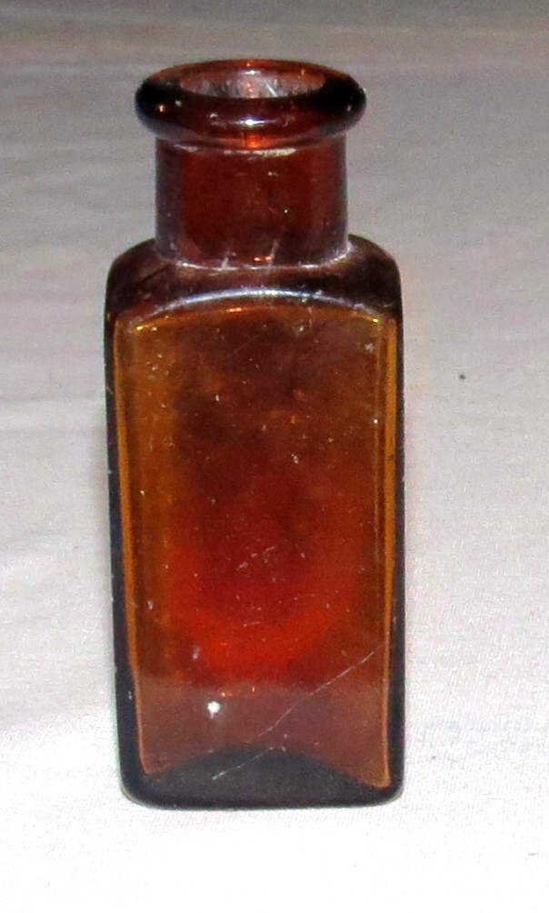 Medical Jar: Rectangular: Dark Amber: Air Bubbles: Vintage: 3.1/8 inches tall