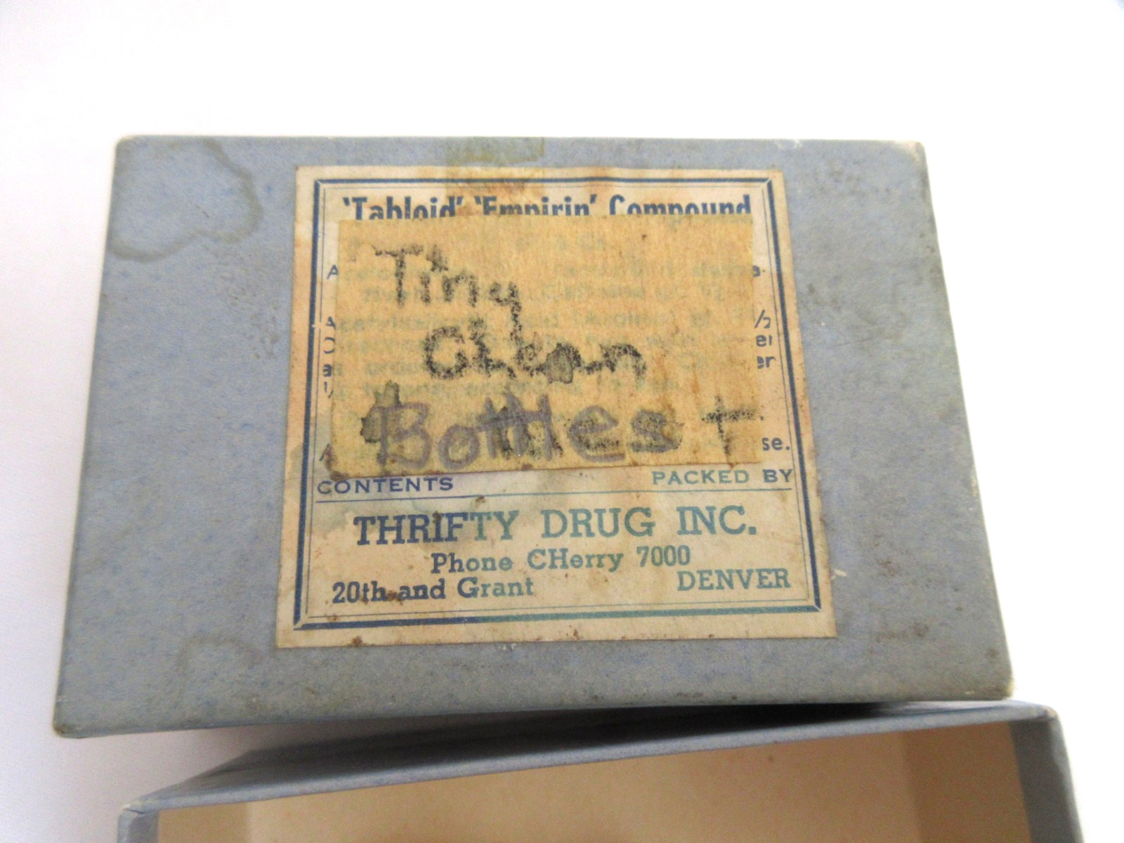 Vintage Denver Thrifty Drug Pharmacy Sample Bottles Box Apothecary Vials