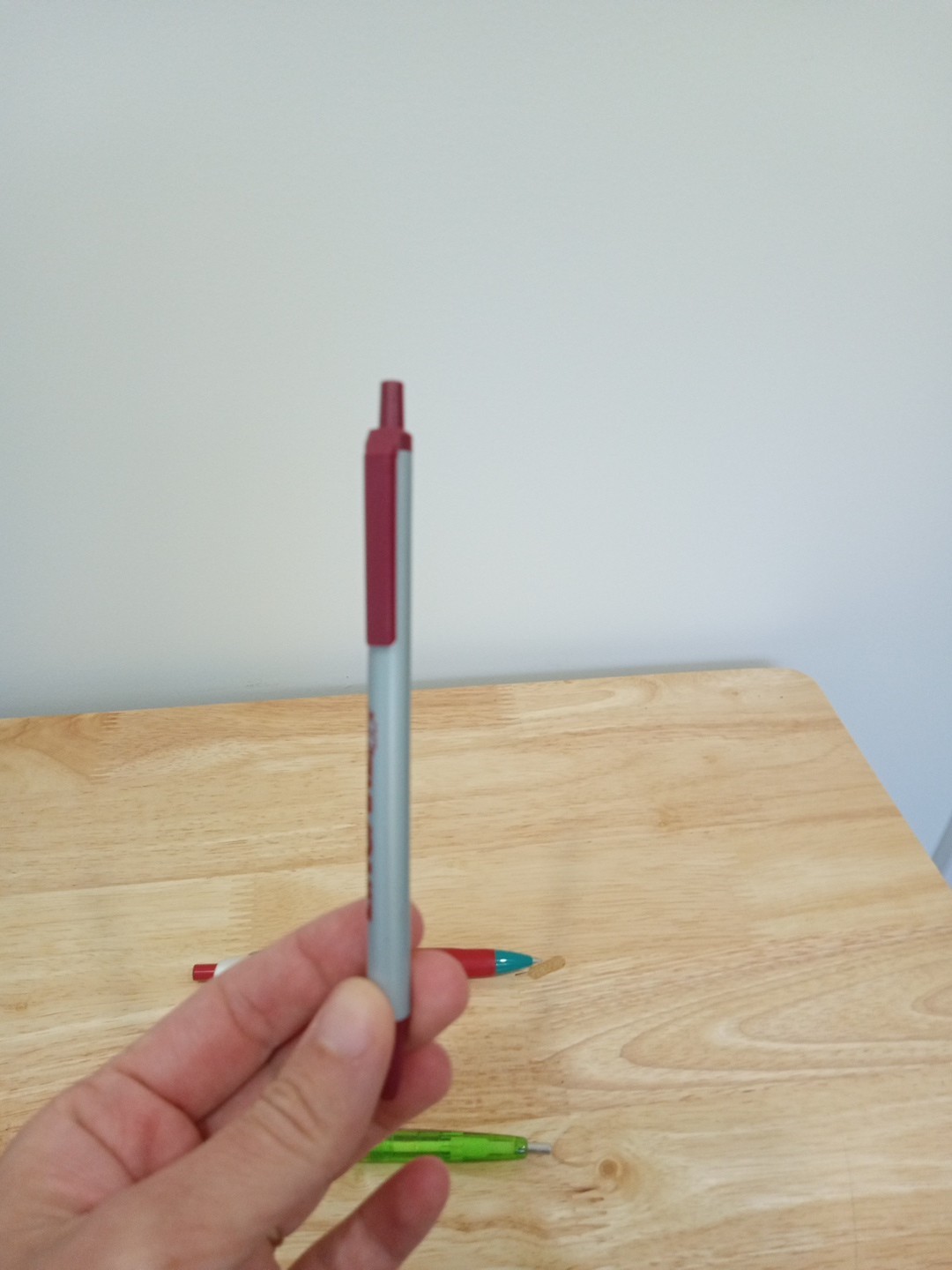 Lot (4) Pharmaceutical / Drug Rep Pens – Lincare, Avandia, Bextra, Diovan